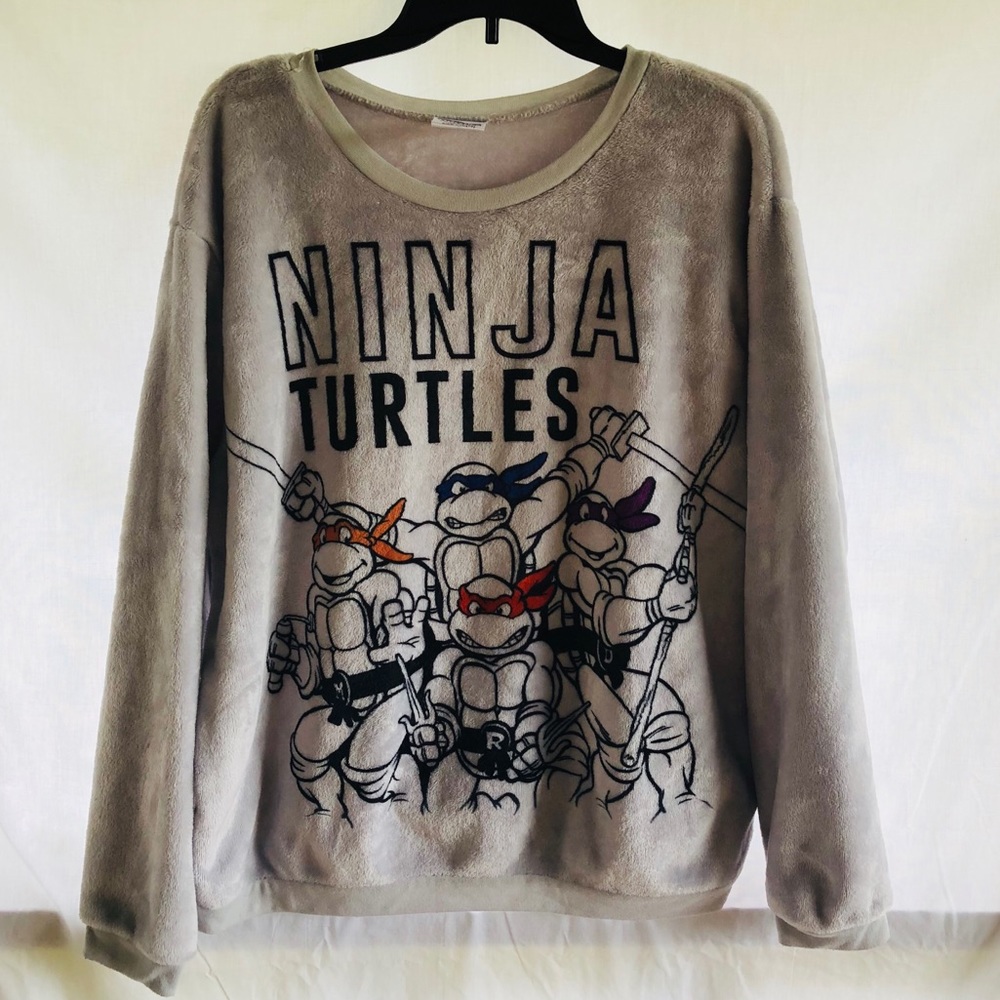 TMNT sweatshirt Size 2XL *SO SOFT*